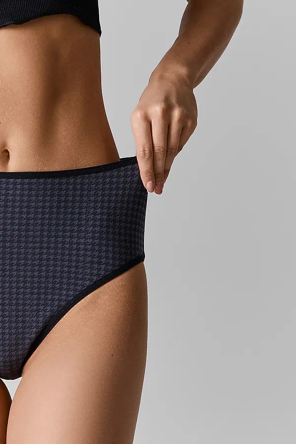 Трусы женские MARK FORMELLE, черная гусиная лапка на т.сером - фото 2