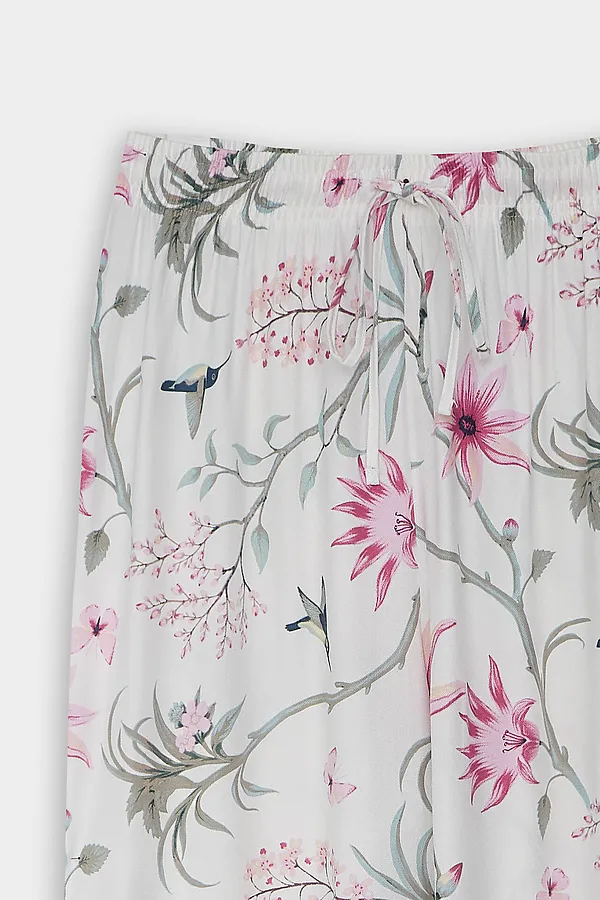 Комплект женский (футболка, бриджи) MARK FORMELLE, св.шалфей +цветы на молочном - фото 2