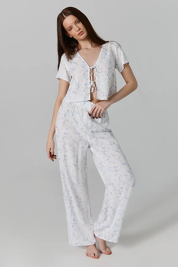 Костюм женский (жакет, брюки) MARK FORMELLE, цветы на св.молочном - фото 2