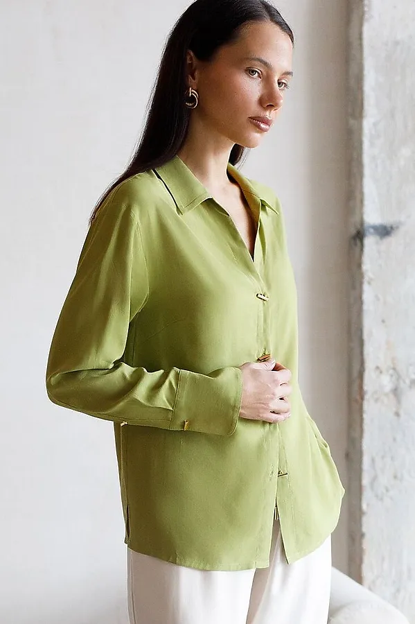 Блузка с широкими манжетами из вискозы с лиоцеллом VILATTE, светло-оливковый - фото 2