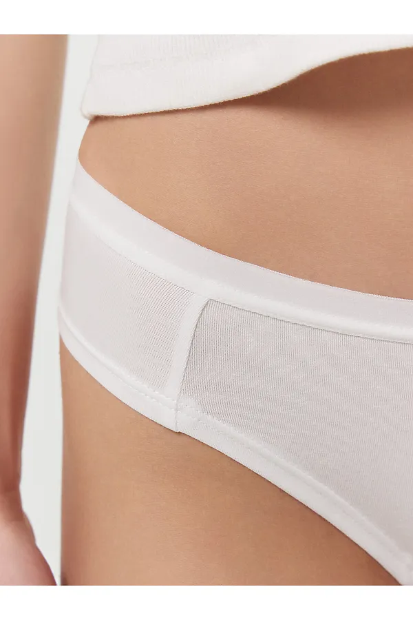 Трусы женские MARK FORMELLE, белый - фото 2