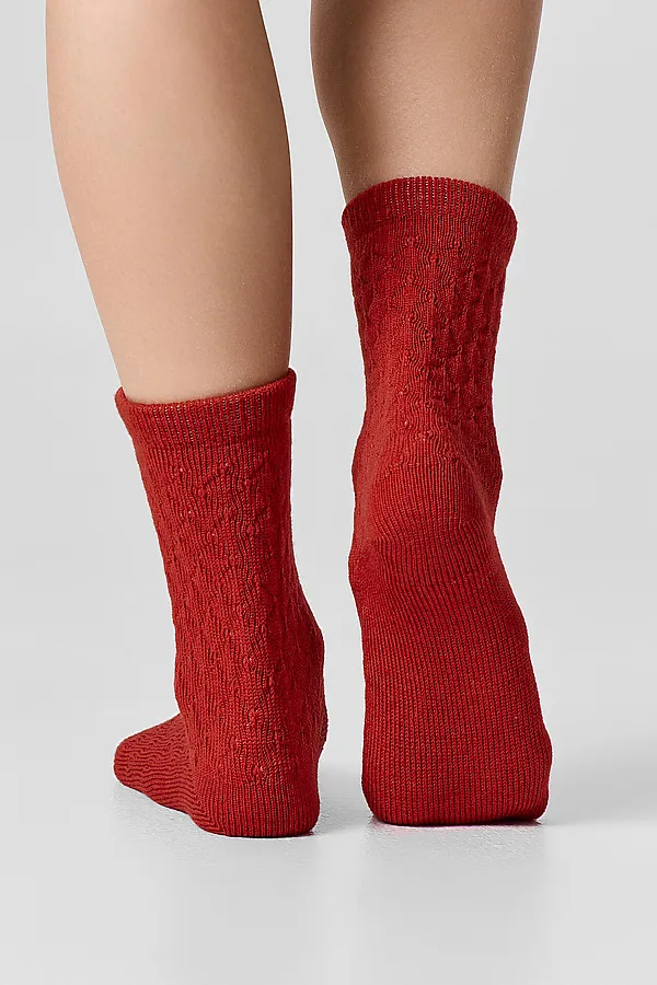 Носки женские MARK FORMELLE, т.красный - фото 2