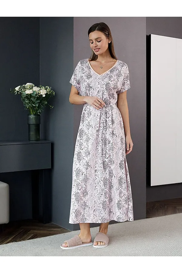 Платье свободное с V-вырезом из 100% хлопка с поясом и разрезом VILATTE, кофейно-пудровый питон - фото 2