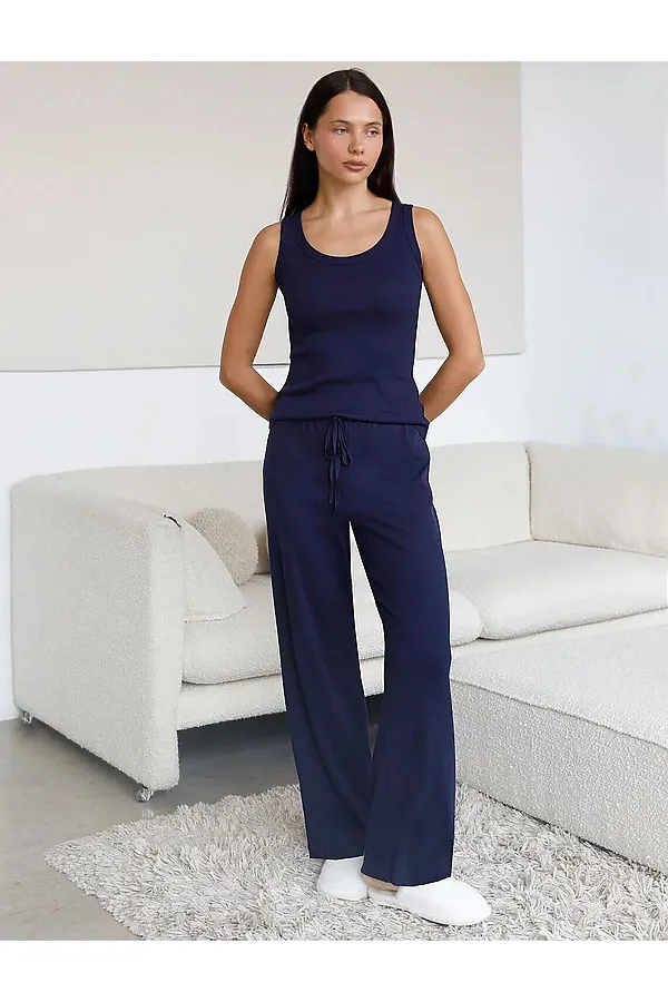 Топ с круглым вырезом из фактурного трикотажа в рубчик VILATTE, т.синий - фото 2