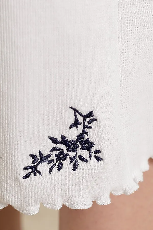 Прямые брюки с поясом на резинке из фактурного трикотажа в рубчик VILATTE, белый - фото 2