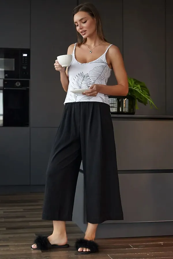 Укороченные широкие брюки кюлоты на резинке из 100% хлопка VILATTE, черный - фото 2