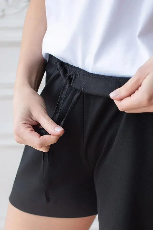 Короткие шорты с поясом на резинке из эластичного хлопка VILATTE, черный_vilatte - фото 2