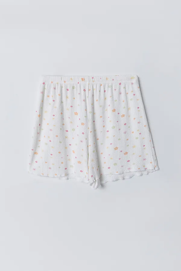 Комплект женский (джемпер, шорты) MARK FORMELLE, цветы на белом - фото 2