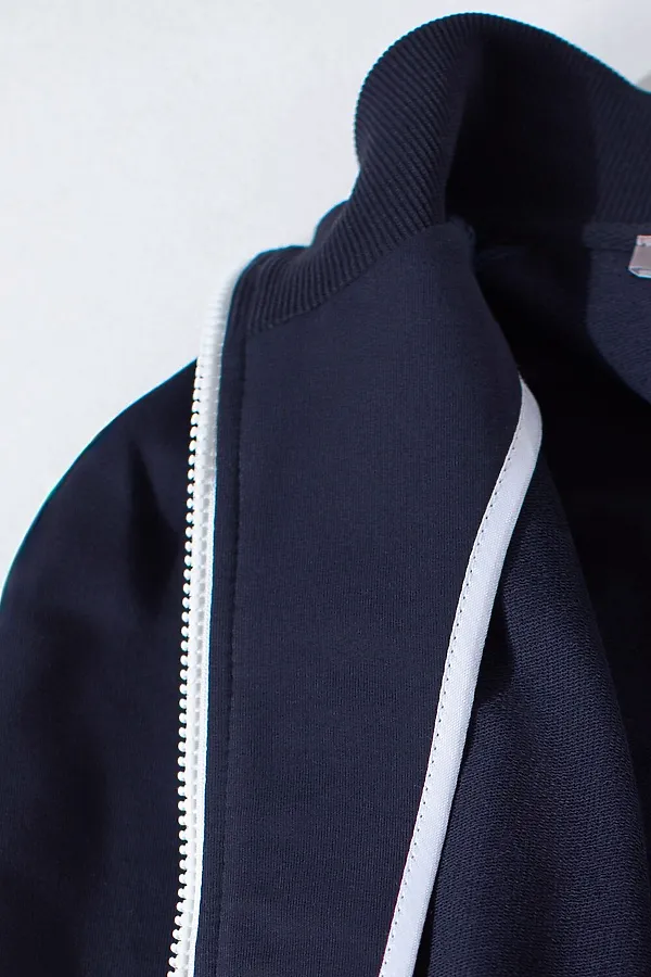 Свободный бомбер с лампасами на молнии из петельчатого футера двухнитки с эластаном VILATTE, т.синий - фото 2