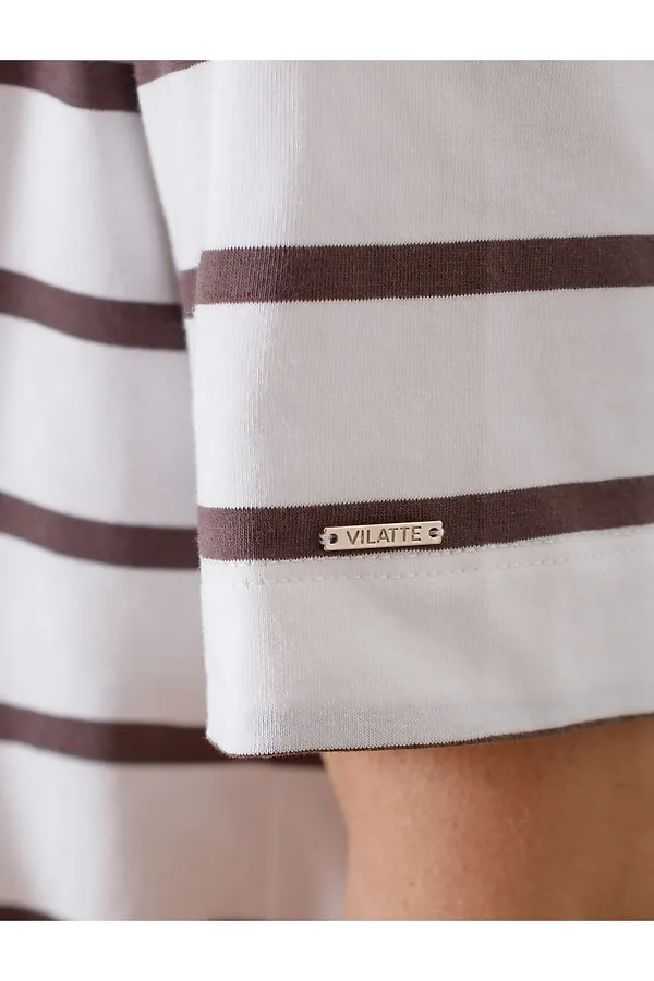 Свободная футболка в широкую полоску с принтом из премиального хлопка с эластаном VILATTE, белый-кофе_цветок - фото 2