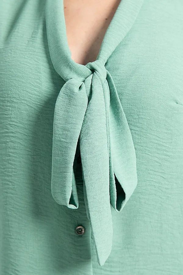 Рубашка с бантом Рузанна LADY TAIGA, зеленая - фото 2