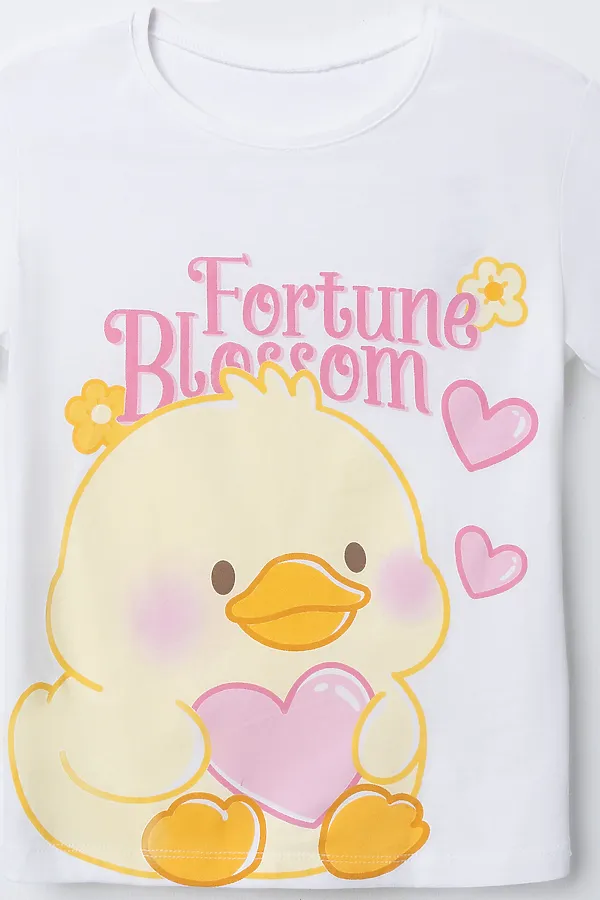 Комплект для девочек (футболка, шорты) MARK FORMELLE, белый +розовое саше +печать - фото 2