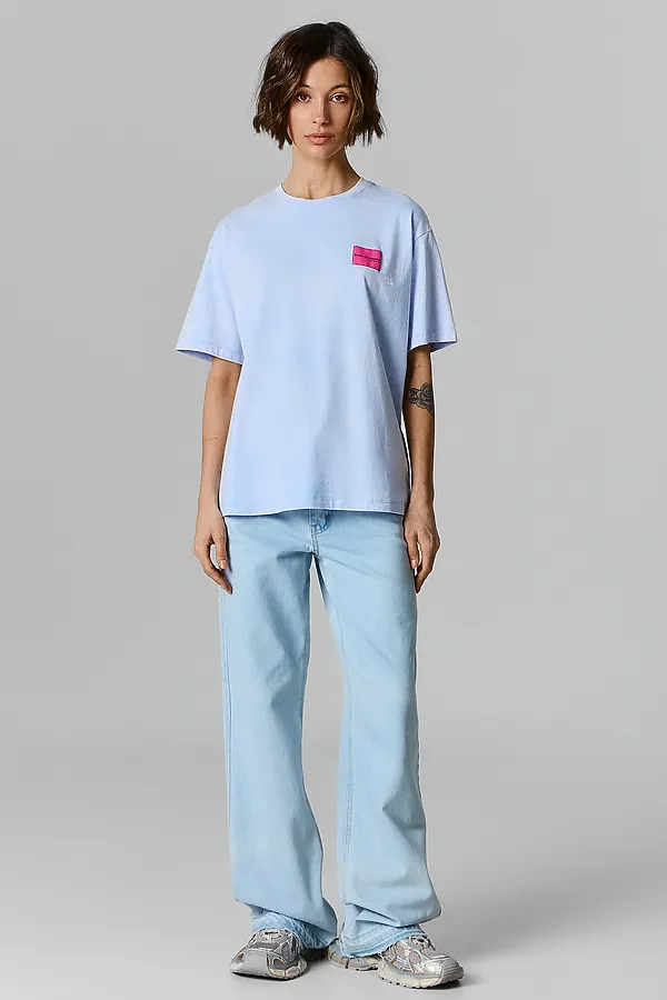 Футболка женская MARK FORMELLE, acid wash безмятежно -голубой +печать - фото 2