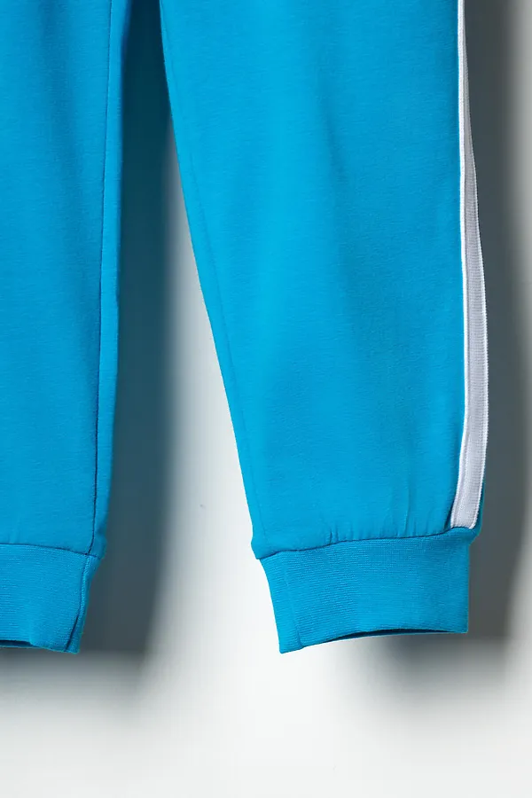 Комплект трикотажный для мальчиков: фуфайка (футболка), брюки PLAYTODAY, белый,ярко-синий - фото 2