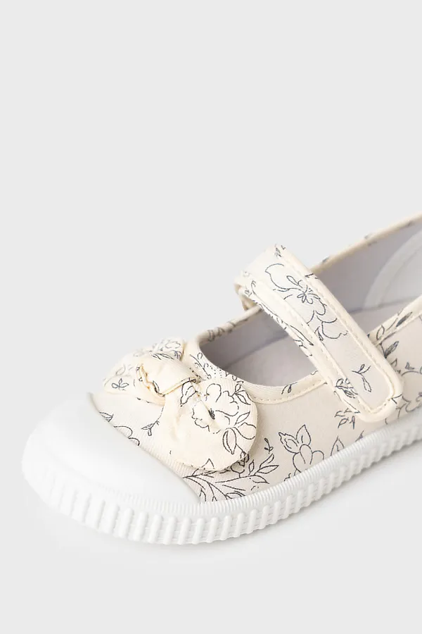 Туфли для девочек PLAYTODAY, молочный - фото 2