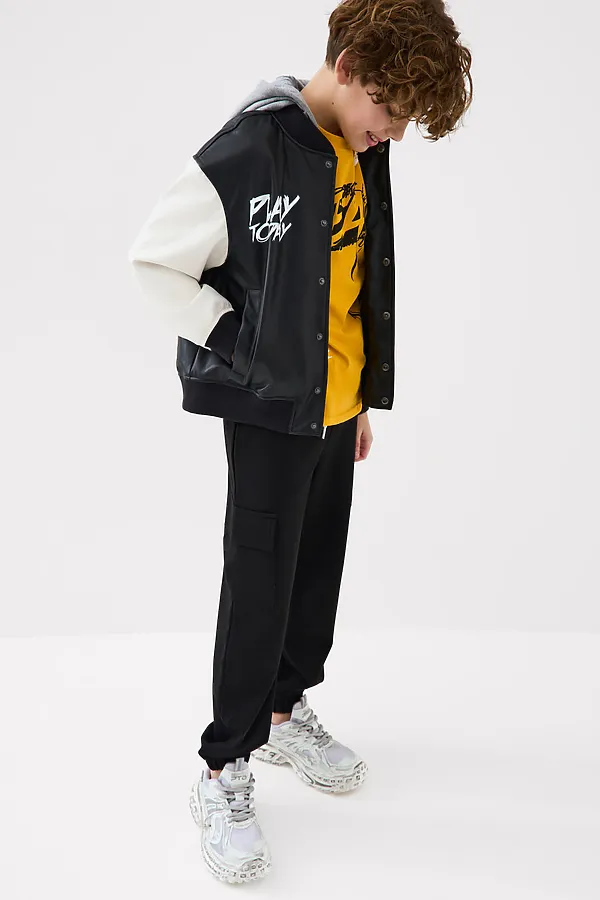 Куртка текстильная с полиуретановым покрытием для мальчиков (бомбер) PLAYTODAY, черный,белый,серый - фото 2