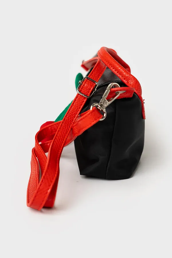 Сумка с брелоком для девочек PLAYTODAY, черный,красный - фото 2