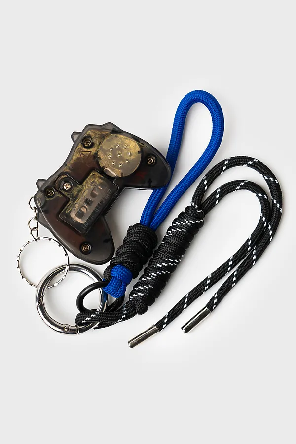 Брелок с электронной игрой для мальчиков PLAYTODAY, черный,синий - фото 2