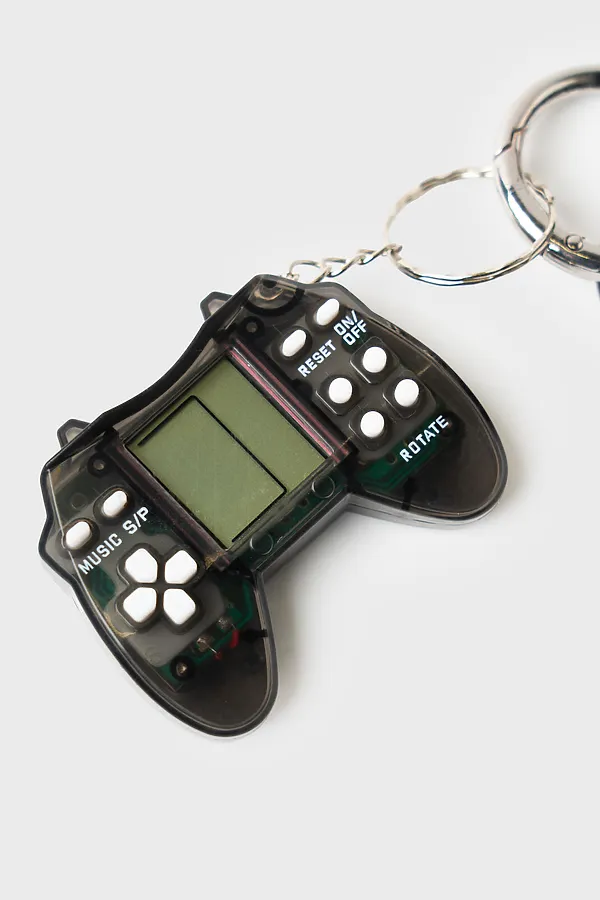 Брелок с электронной игрой для мальчиков PLAYTODAY, черный,синий - фото 2