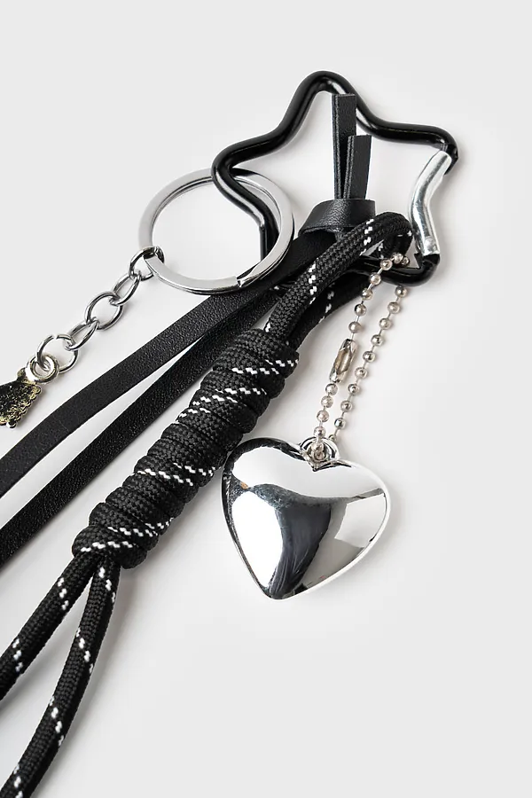Брелок для девочек PLAYTODAY, черный - фото 2