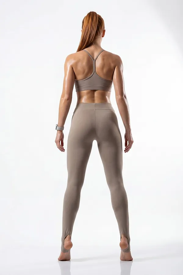 Легинсы со штрипками бифлекс женские бежевого цвета MTFORCE, бежевый - фото 2