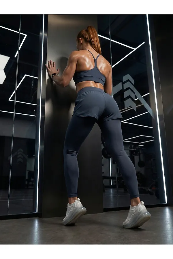 Легинсы женские с шортами 2 в 1 с высокой посадкой темно-зеленого цвета MTFORCE, темно-зеленый - фото 2