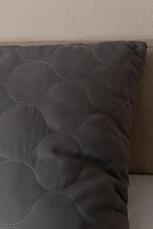 Подушка стеганая файбер м/ф 550гр(пакет)(Н) НАТАЛИ, темно серый - фото 2