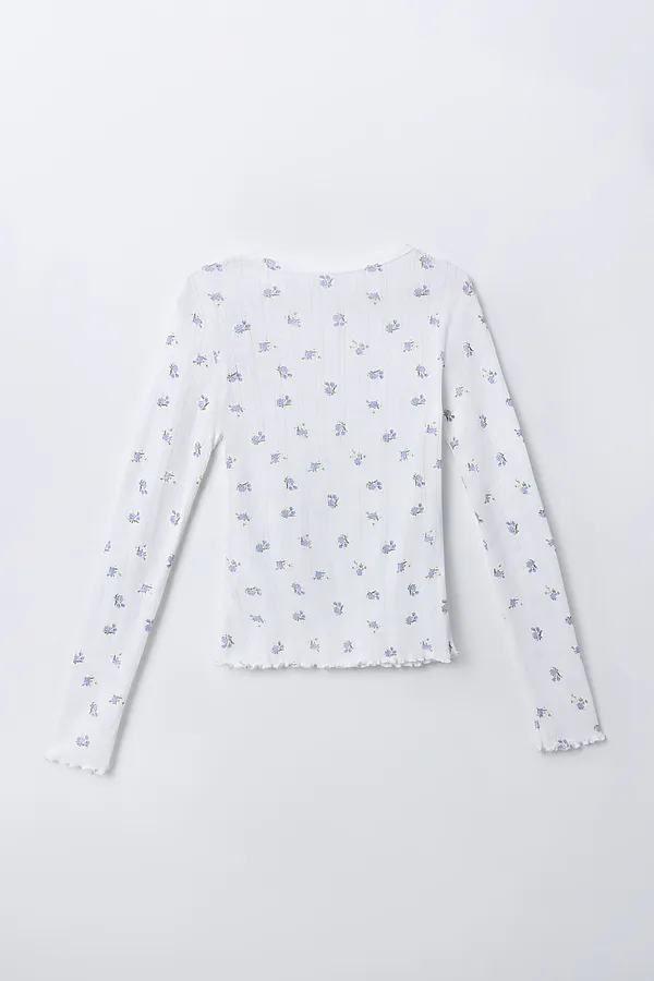 Комплект женский (джемпер, шорты) MARK FORMELLE, цветы на белом1 - фото 2