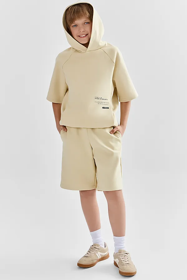 Комплект для мальчиков (худи, шорты) MARK FORMELLE, бежевый кварц +печать - фото 2