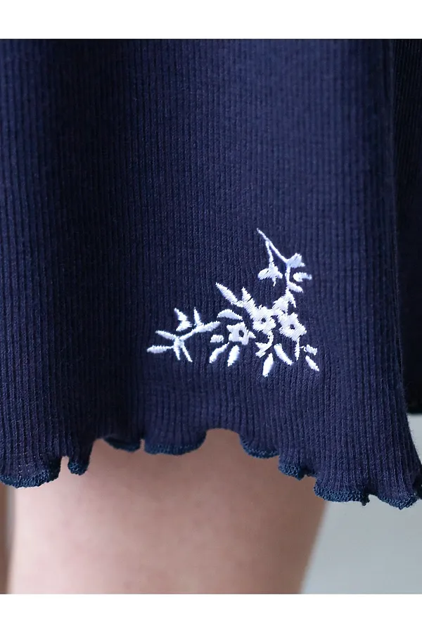 Укороченные брюки с поясом на резинке из фактурного трикотажа в рубчик с вышивкой VILATTE, т.синий - фото 2