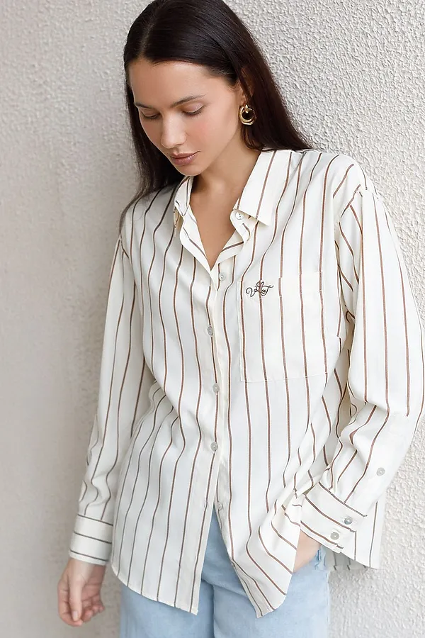 Блузка в полоску свободного силуэта с карманом из эластичного хлопка VILATTE, светло_бежевый-кофейный - фото 2