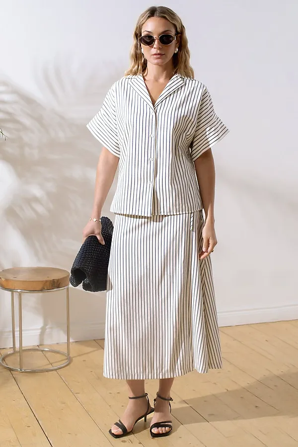 Блузка в полоску с цельнокроеным коротким рукавом из легкого хлопкового поплина VILATTE, молочный-синий - фото 2