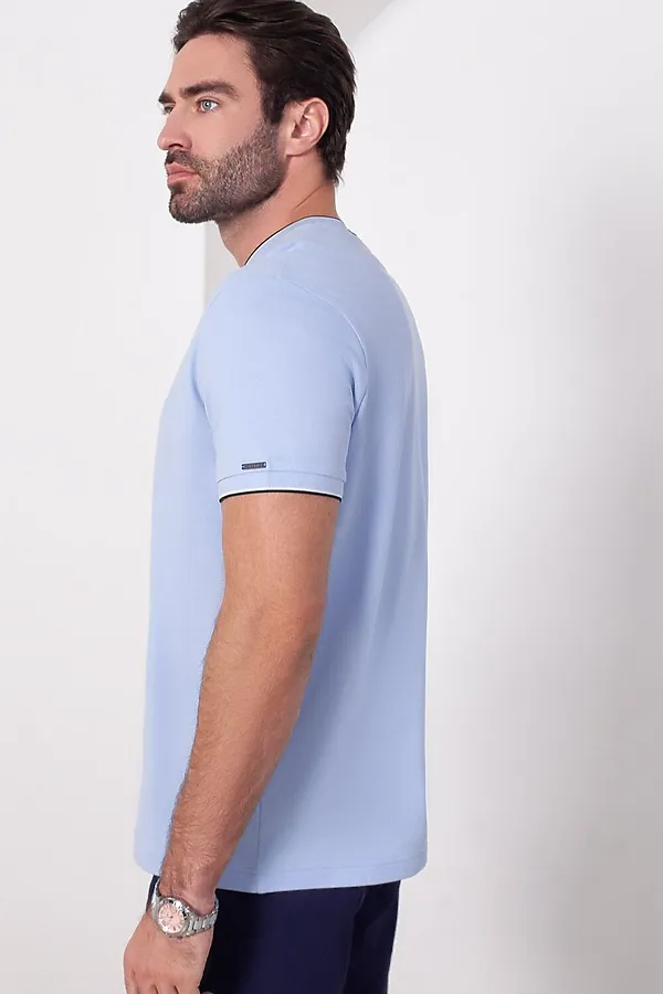Футболка с V-вырезом из премиального хлопка с эластаном VILATTE, голубой - фото 2