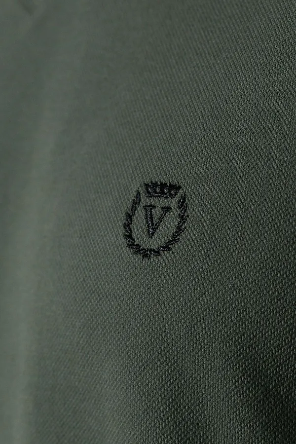 Футболка с V-вырезом из премиального хлопка с эластаном VILATTE, т.оливковый - фото 2