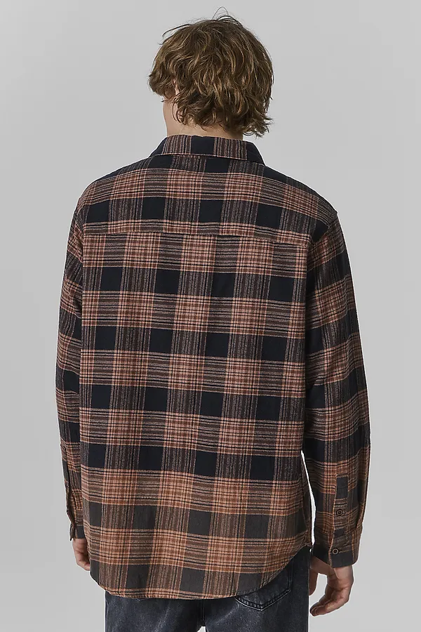 Рубашка мужская MARK FORMELLE, коричневая клетка с варкой - фото 2