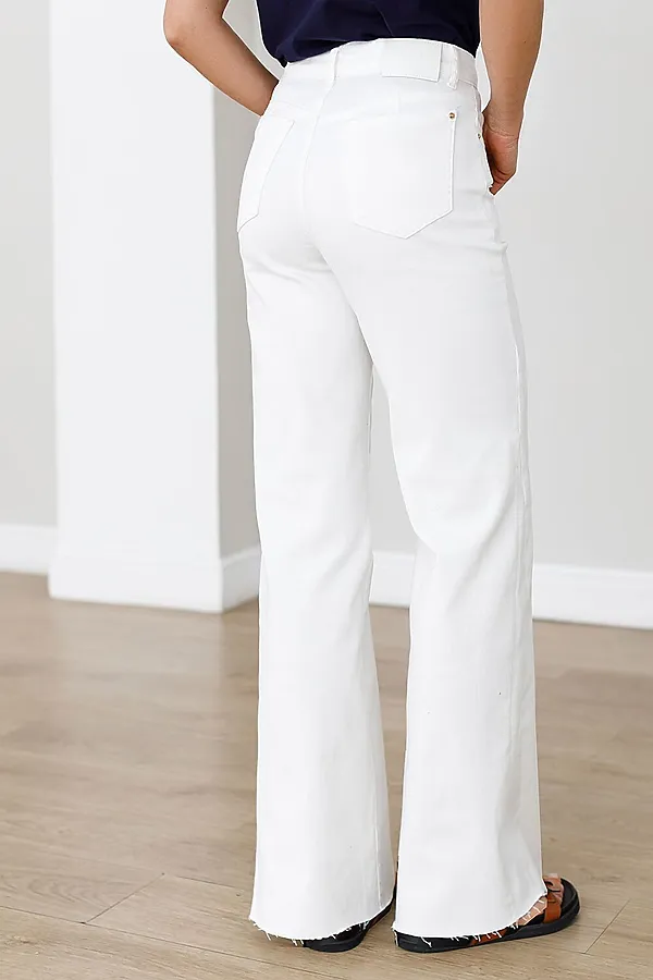 Джинсы клеш с прорезями и необработанным краем из эластичного денима средней плотности VILATTE, белый - фото 2