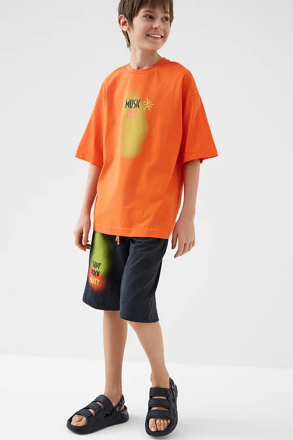 Комплект трикотажный для мальчиков: фуфайка (футболка), шорты PLAYTODAY, оранжевый,черный - фото 2