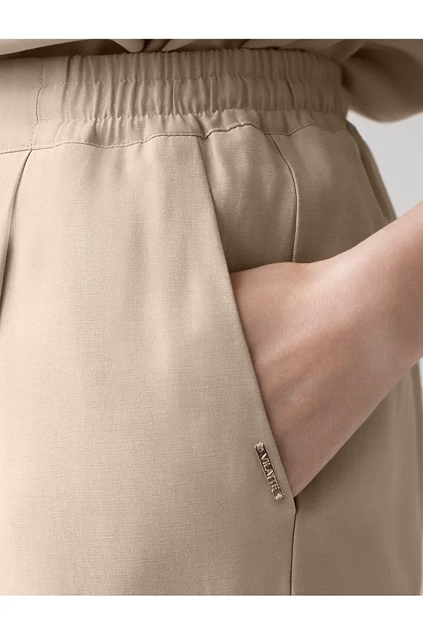 Брюки бананы с поясом на резинке из плотного лиоцелла VILATTE, светло-бежевый - фото 2