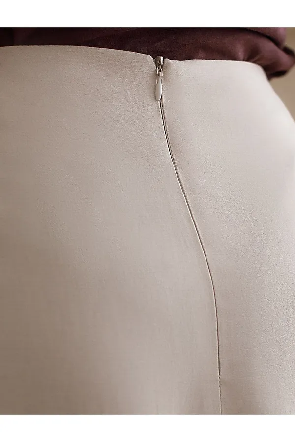 Юбка тюльпан с разрезом скроенная по косой из плотного лиоцелла VILATTE, светло-бежевый - фото 2