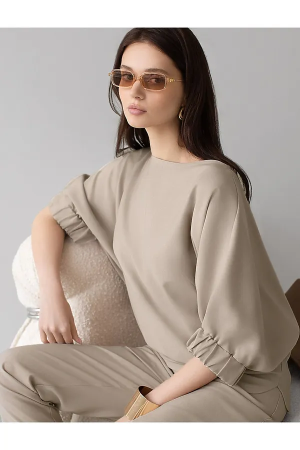 Свободная блузка с вырезом лодочка из плотного лиоцелла VILATTE, светло-бежевый - фото 2