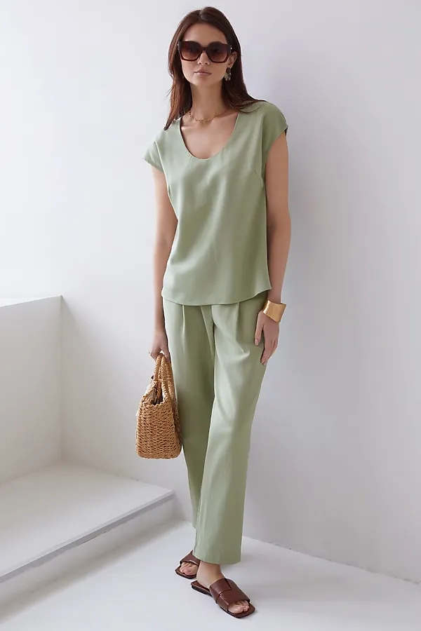 Блузка с U вырезом скроенная по косой из плотного лиоцелла VILATTE, зеленый чай - фото 2