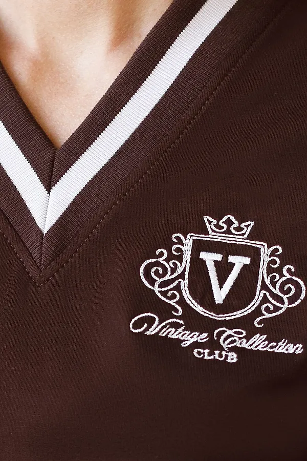 Свитшот среднего объема с V вырезом и принтом из футера двухнитки с эластаном VILATTE, коричневый - фото 2