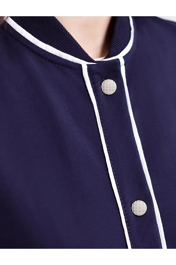 Бомбер среднего объема на пуговицах из футера двухнитки с эластаном VILATTE, т.синий - фото 2