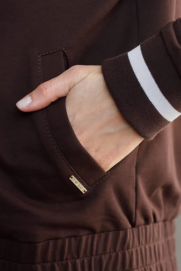 Бомбер среднего объема из футера двухнитки с эластаном VILATTE, коричневый - фото 2