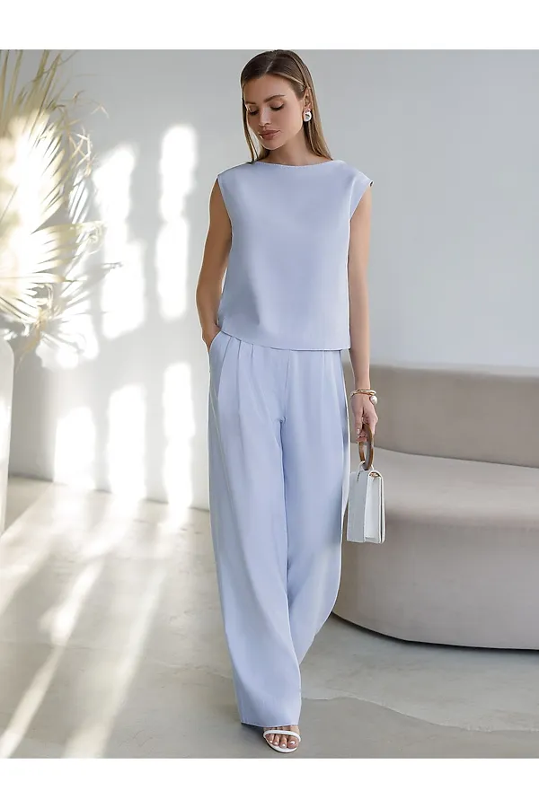 Топ c вырезом лодочка из плотного лиоцелла VILATTE, голубой - фото 2