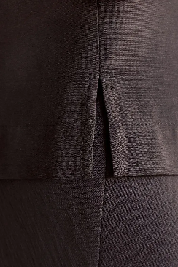 Топ c вырезом лодочка из плотного лиоцелла VILATTE, кофейный - фото 2