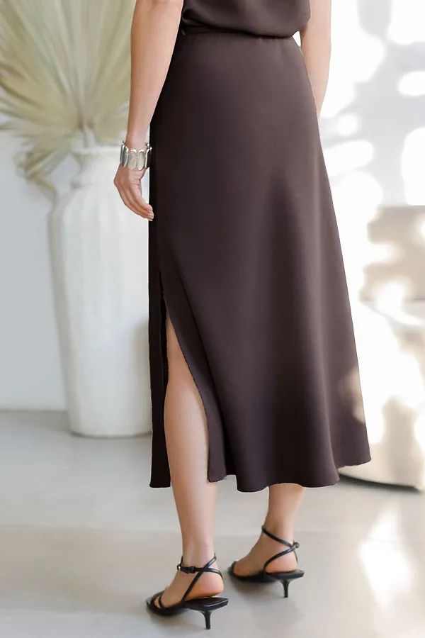 Юбка миди с разрезом скроенная по косой из плотного лиоцелла VILATTE, кофейный - фото 2