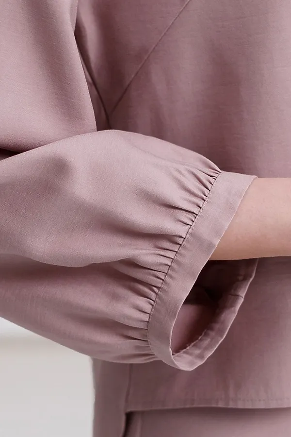 Укороченная блузка с V вырезом из плотного лиоцелла VILATTE, зефирно-розовый - фото 2