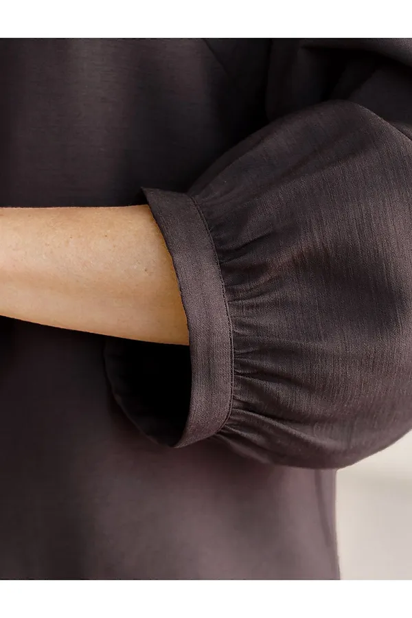 Укороченная блузка с V вырезом из плотного лиоцелла VILATTE, кофейный - фото 2