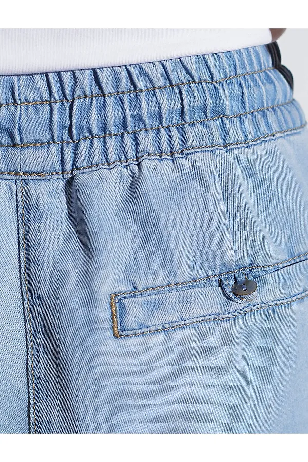 Брюки бананы с поясом на резинке из джинсового лиоцелла VILATTE, светло-голубой - фото 2